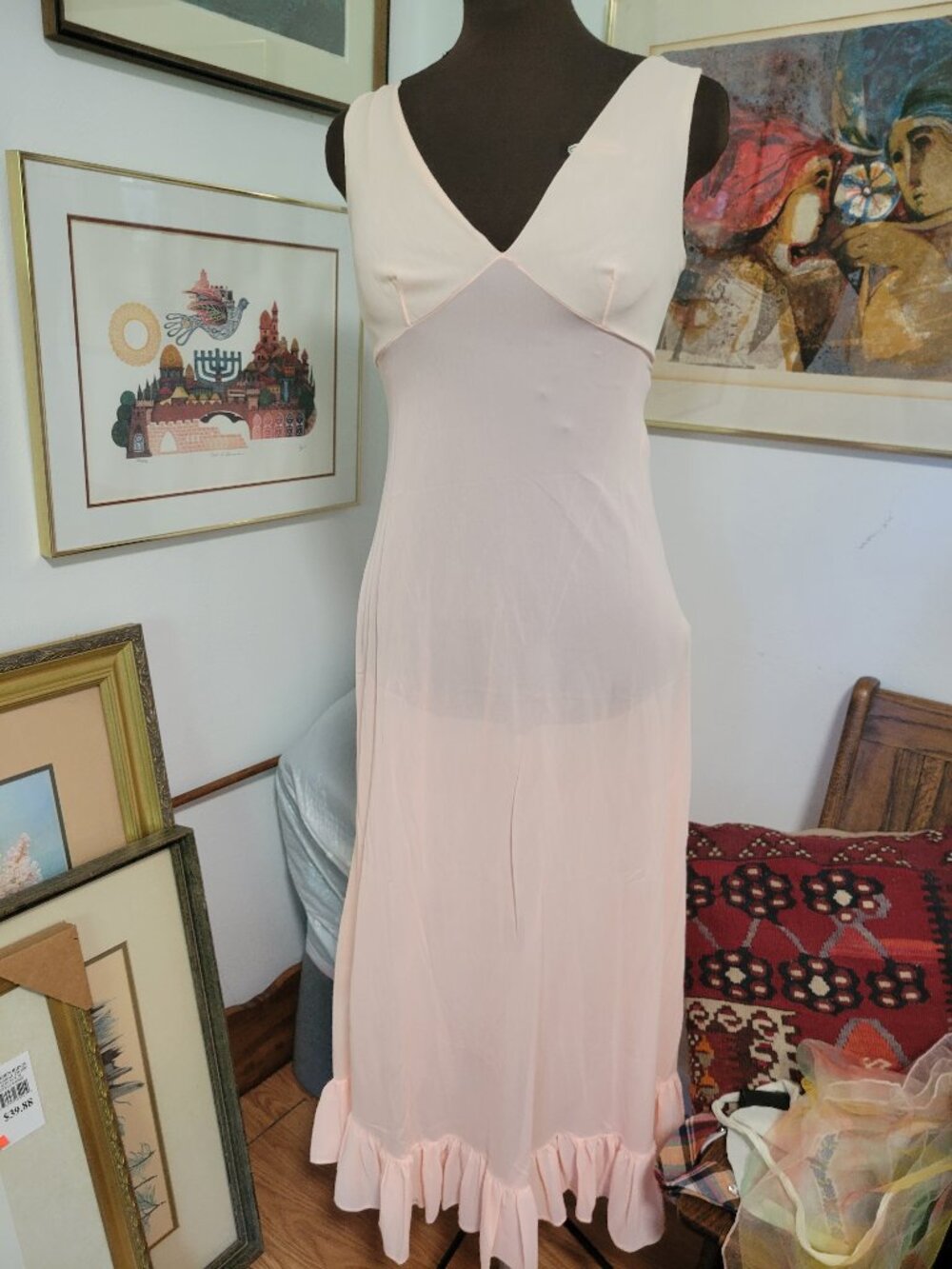 Vintage 70's Pink Nylon Night dress in Peachy Pink Size Small